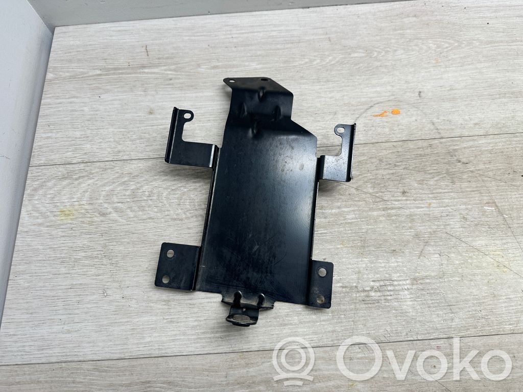 Engine control unit holder   7P0907645A,95861823310