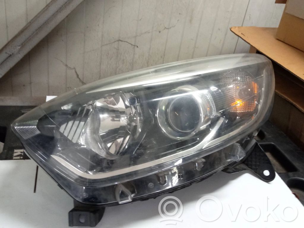 Renault Captur Scheinwerfer 
