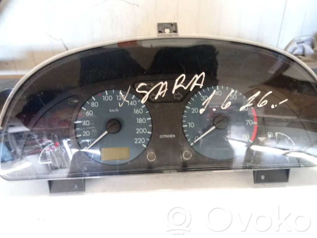 Citroen Xsara Speedometer (instrument cluster) 