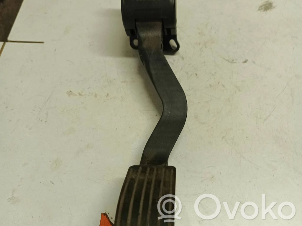 Citroen C4 I Pedał gazu / przyspieszenia 