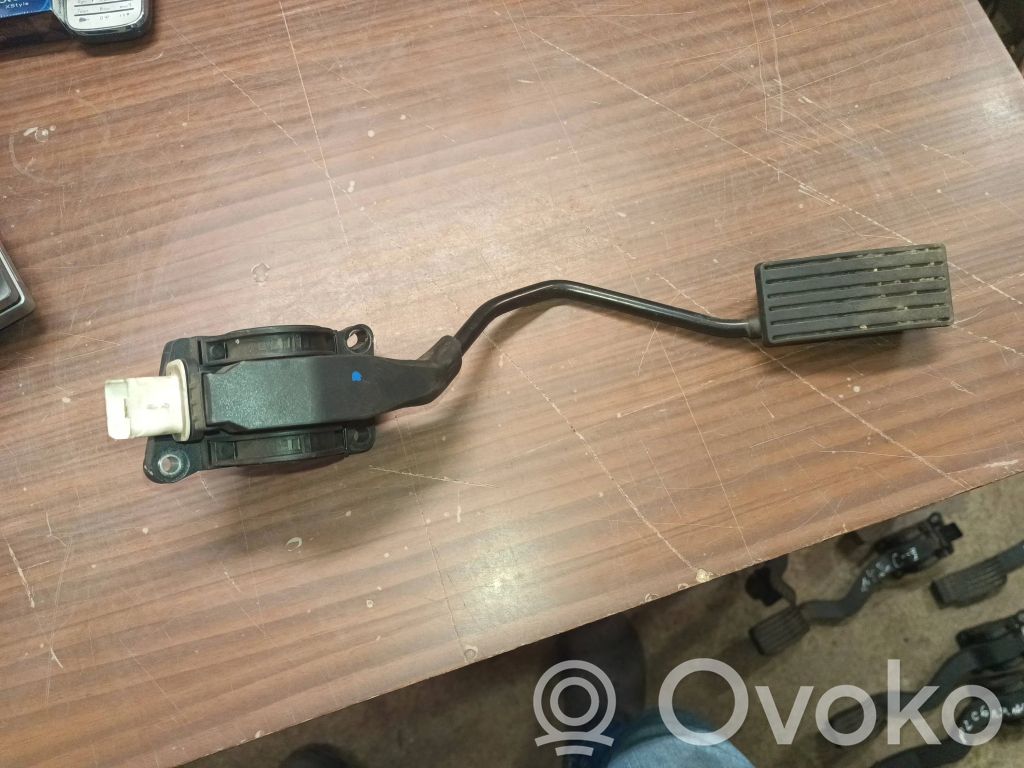 Peugeot 407 Accelerator throttle pedal 