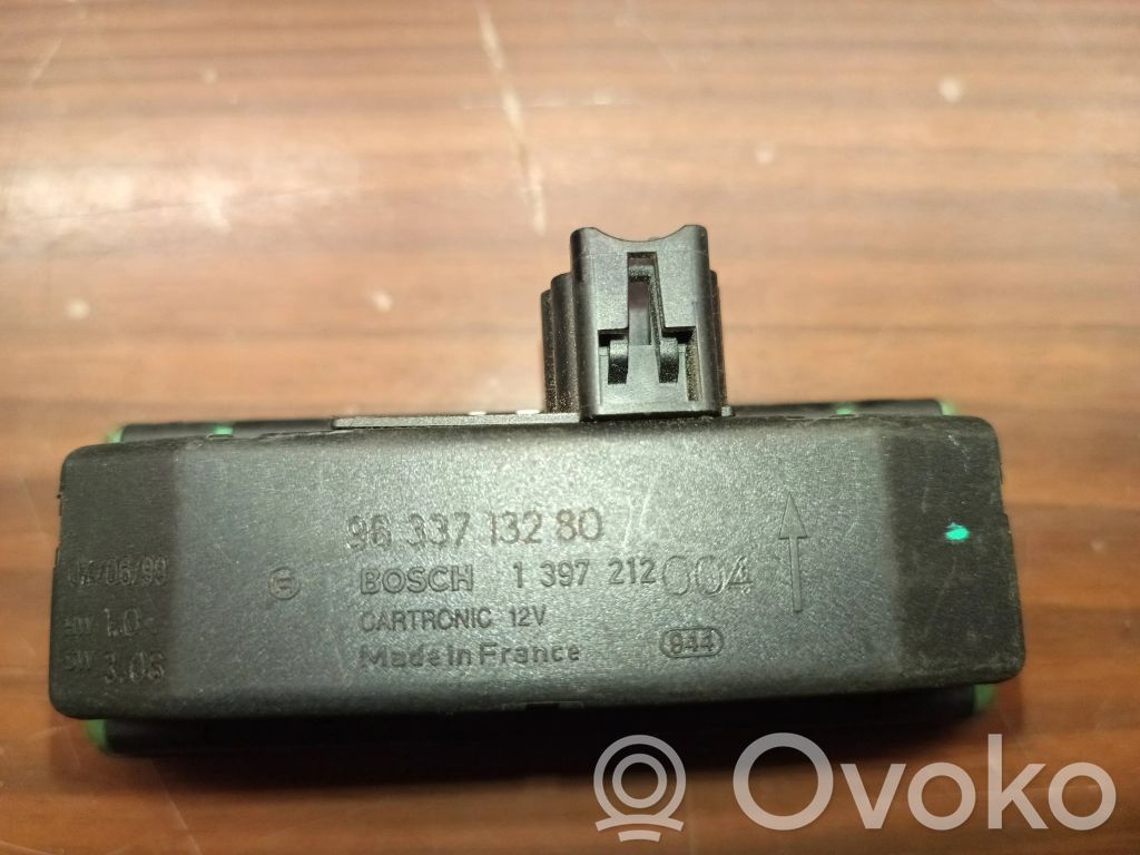 Peugeot 406 Rain sensor 
