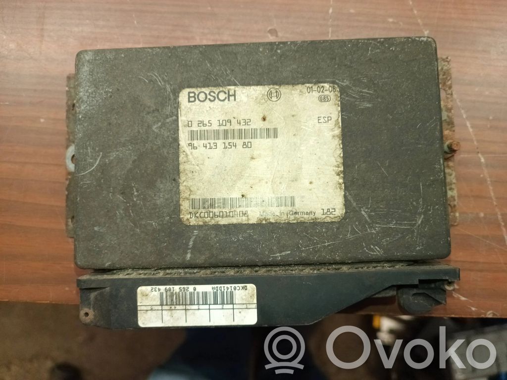 Peugeot 607 ABS control unit/module 