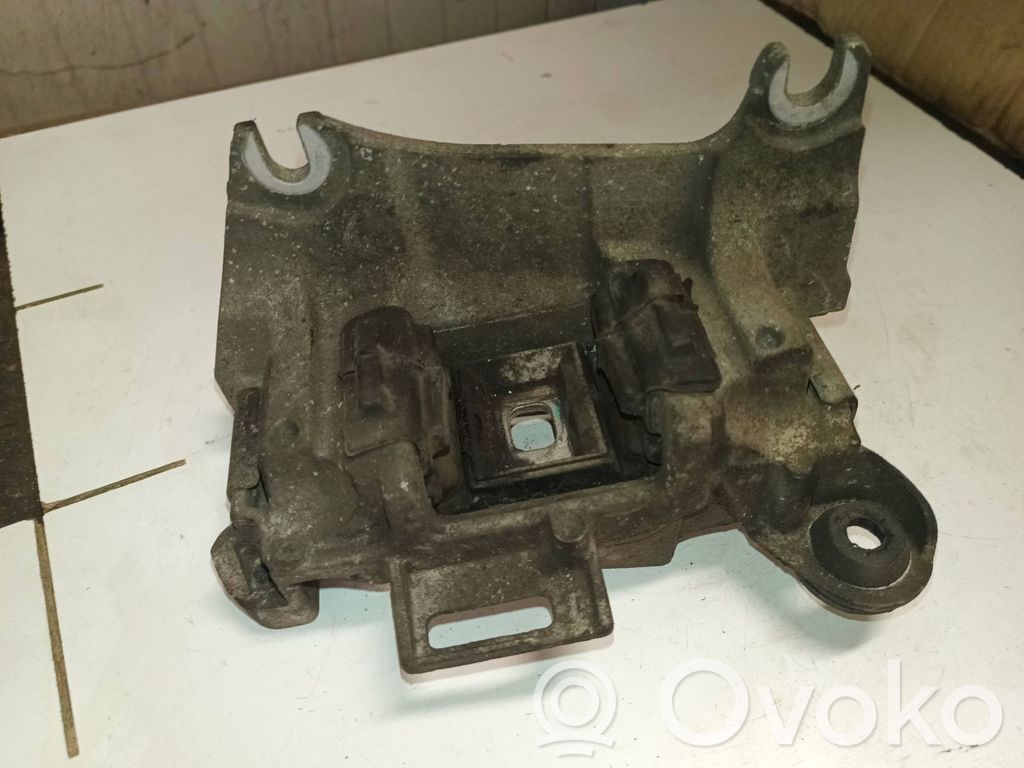Renault Scenic III -  Grand scenic III Engine mount bracket 