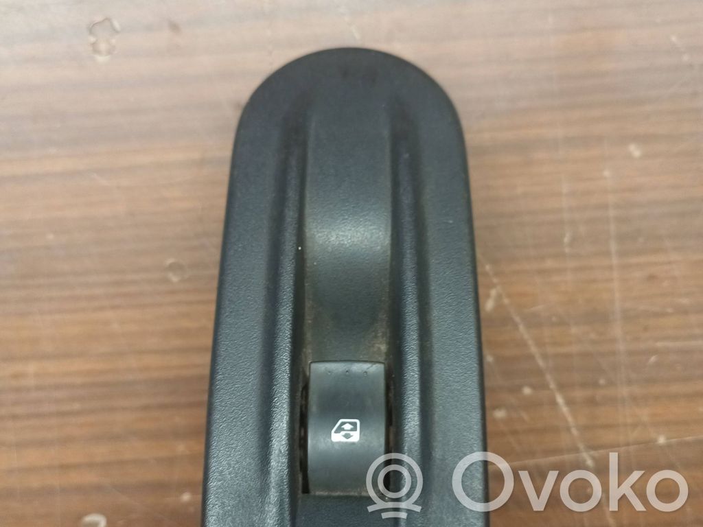 Renault Mascott Electric window control switch 