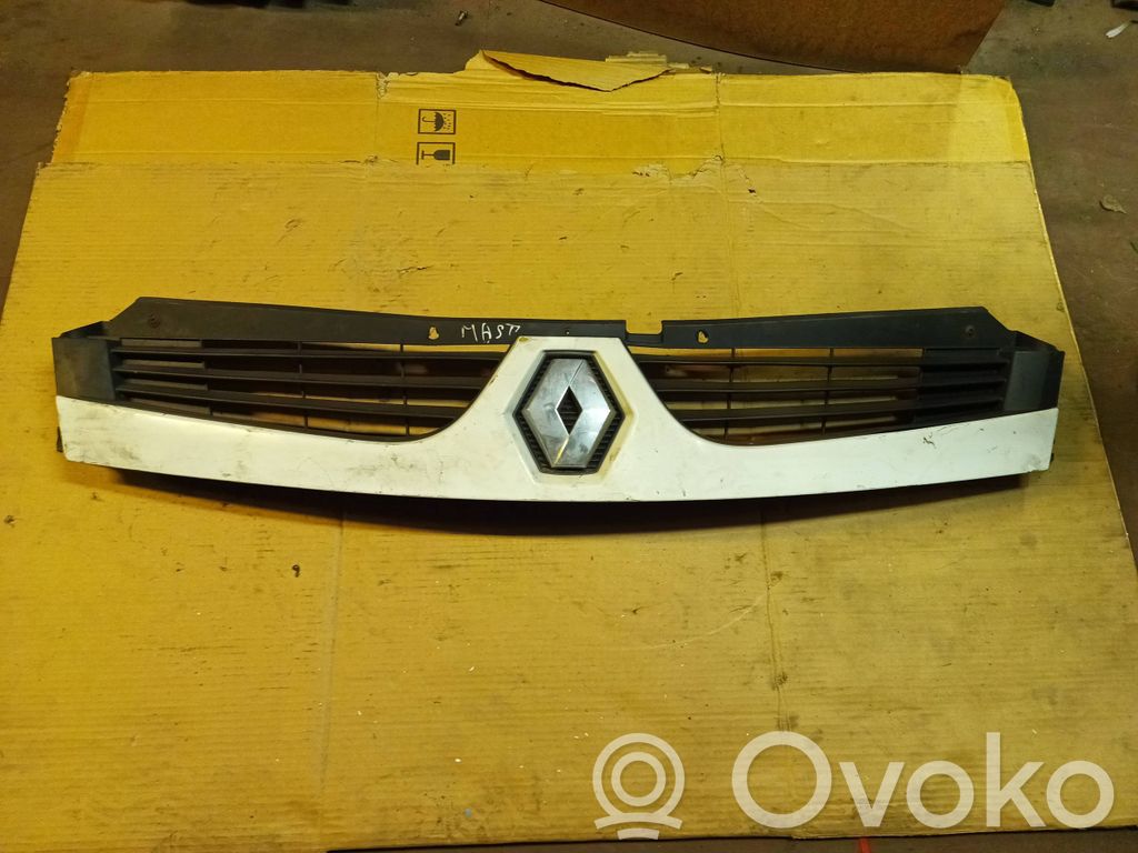 Renault Master II Priekšējais režģis 