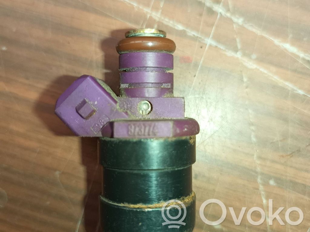 Inyector de combustible   873774