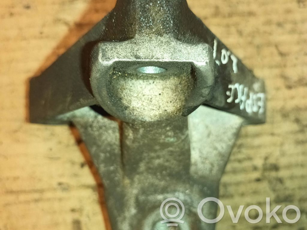Renault Laguna II Engine mounting bracket 
