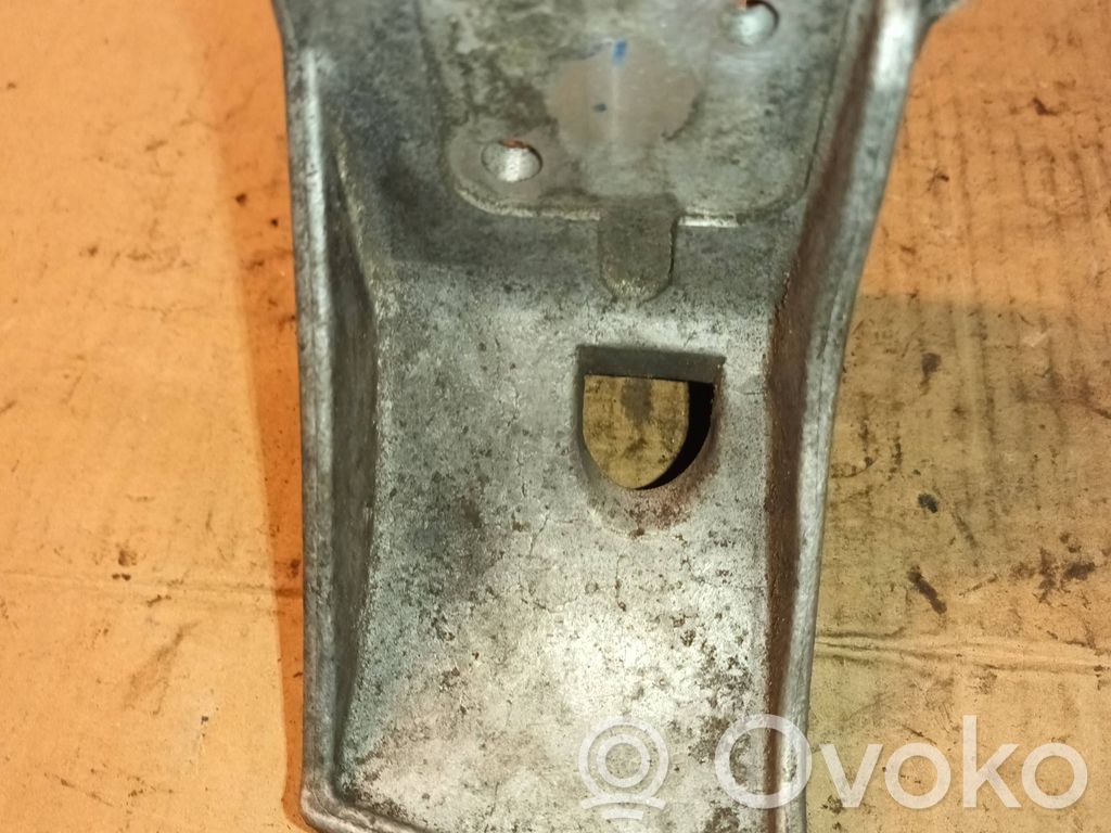 Renault Master II Engine mounting bracket 