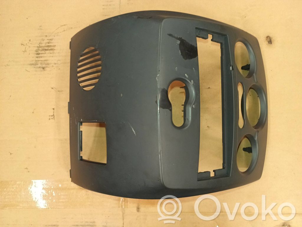Renault Clio III Inne części wnętrza samochodu 