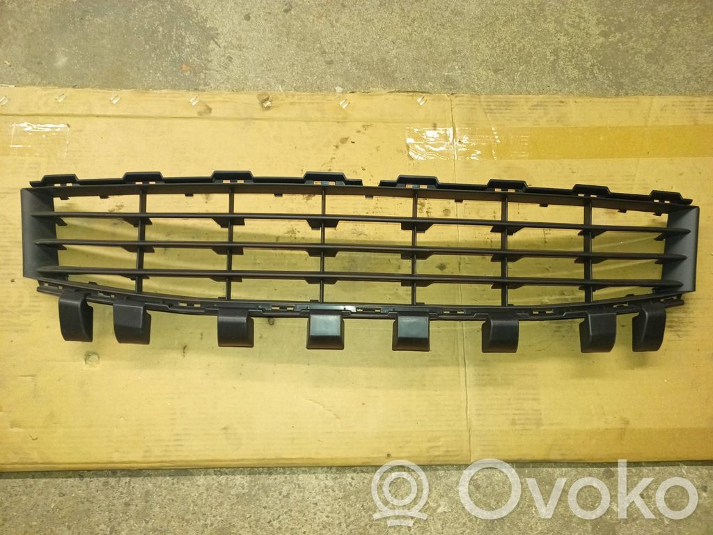 Renault Megane II Front bumper lower grill 