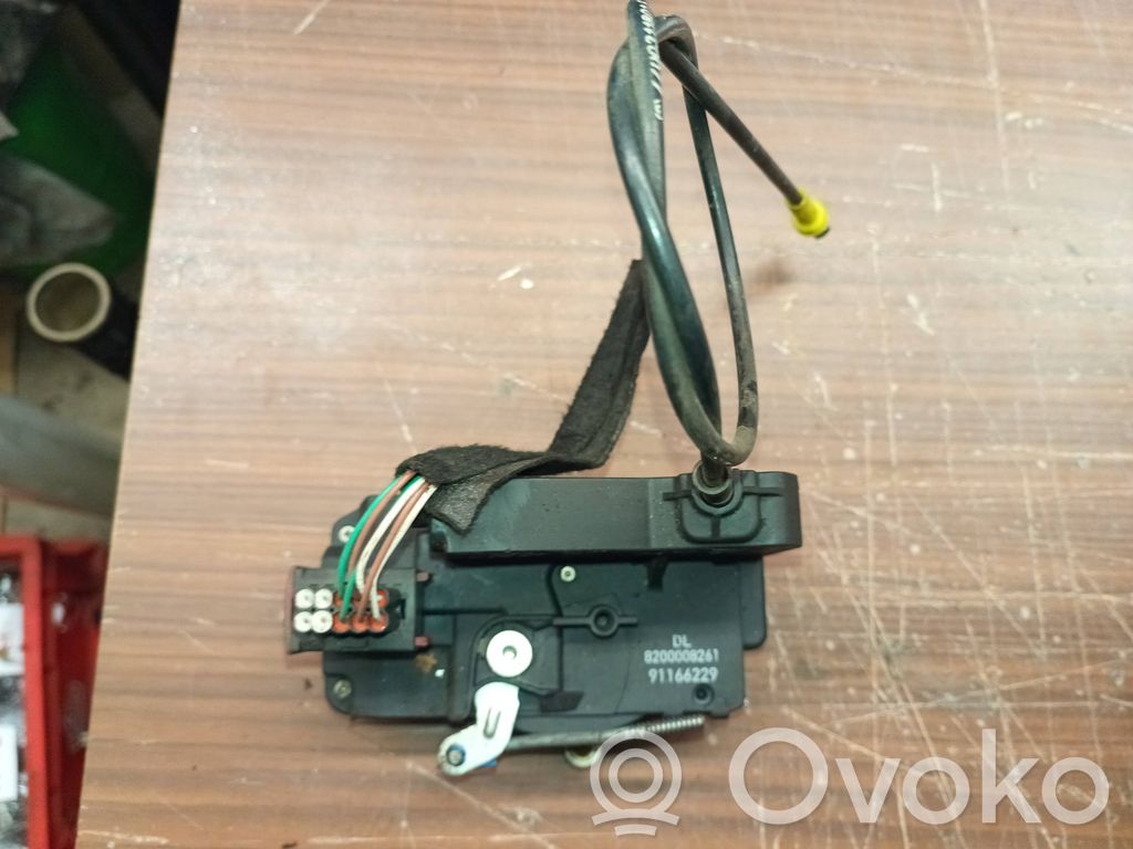 Renault Trafic II (X83) Front door lock 