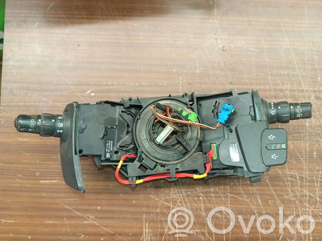 Renault Kangoo II Interrupteur / bouton multifonctionnel 