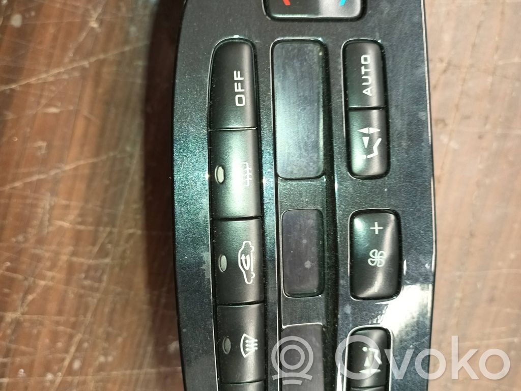 Peugeot 607 Climate control unit 