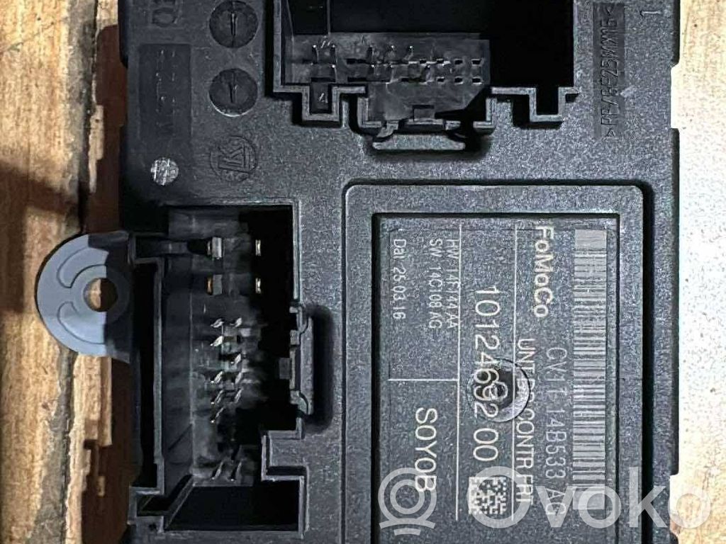 Ford Fiesta Door control unit/module 