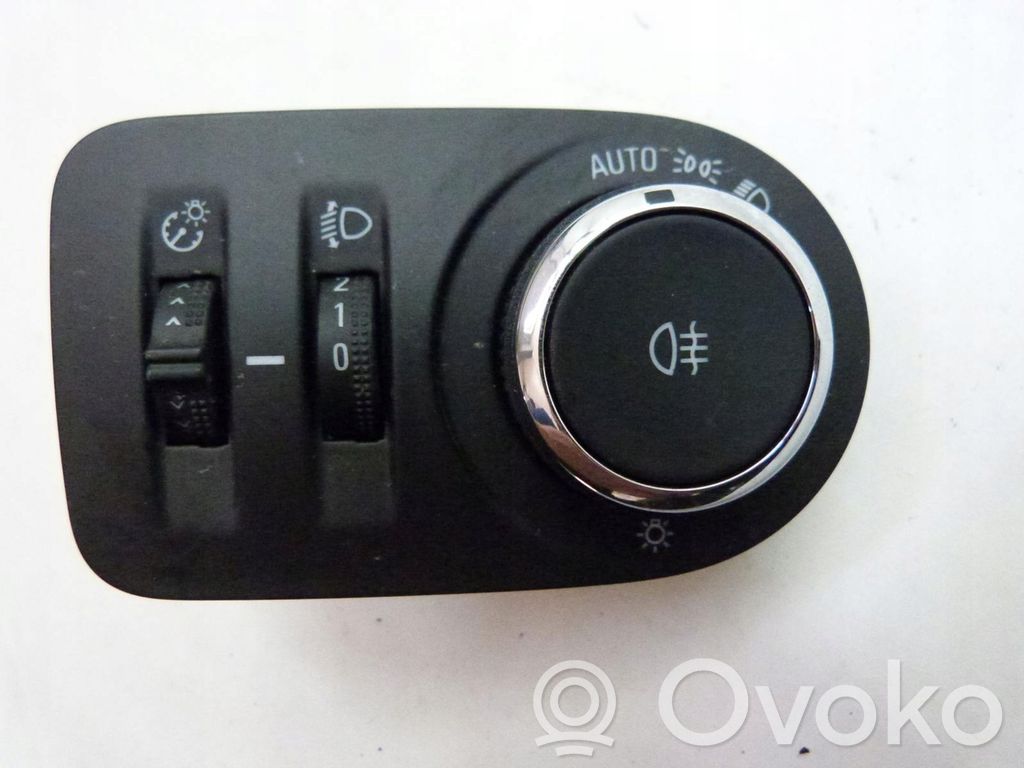 Opel Astra K Light switch 