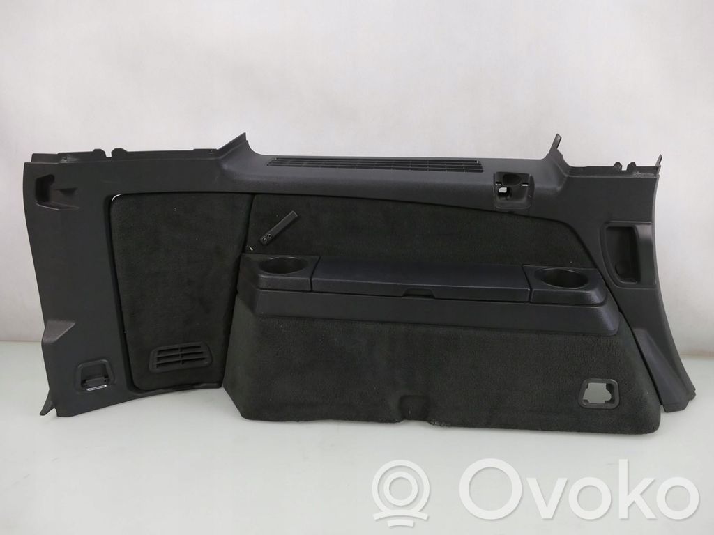Trunk/boot lower side trim panel   39861657