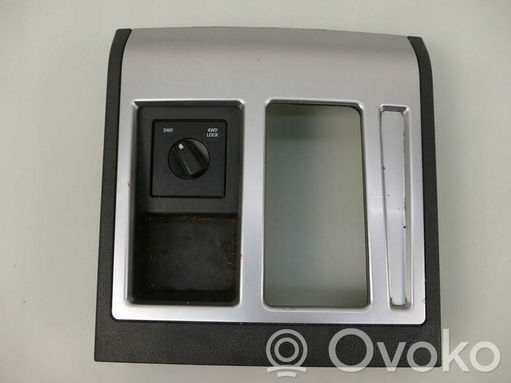 Muu keskikonsolin (tunnelimalli) elementti   04602962AA