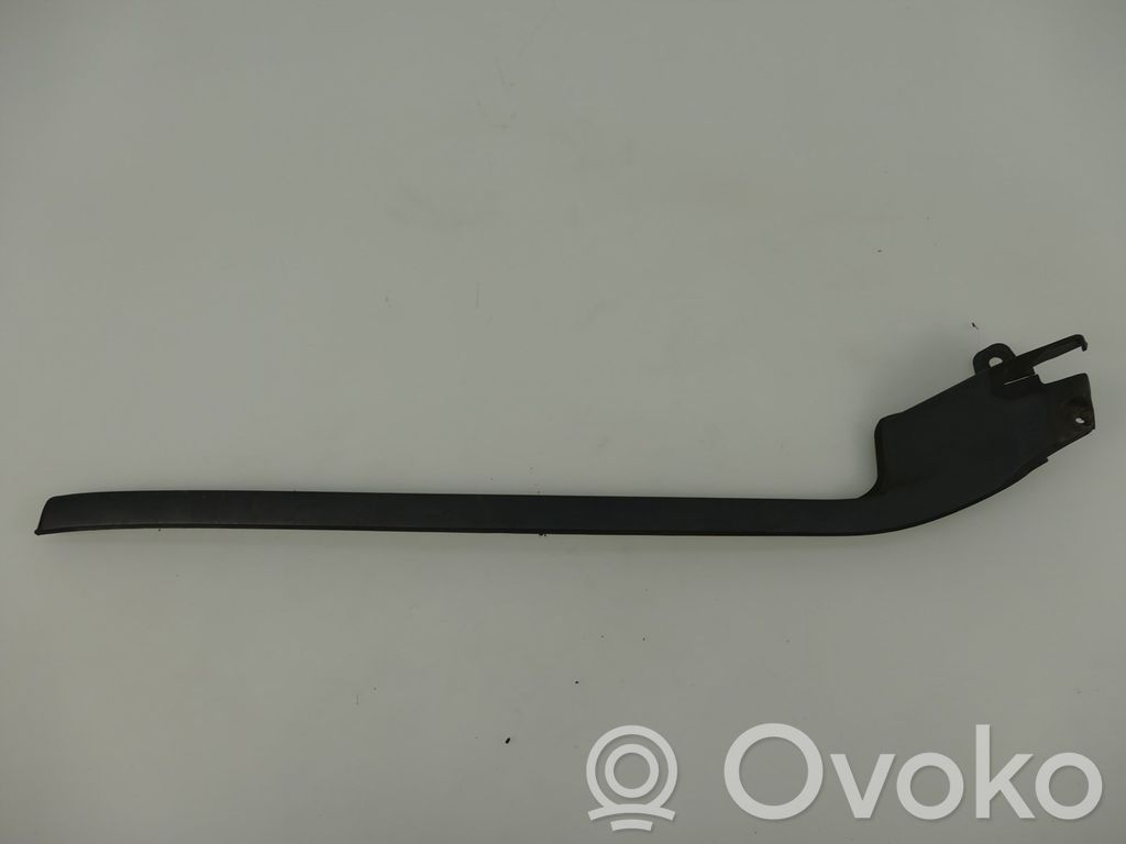 Dodge Nitro Windshield trim 