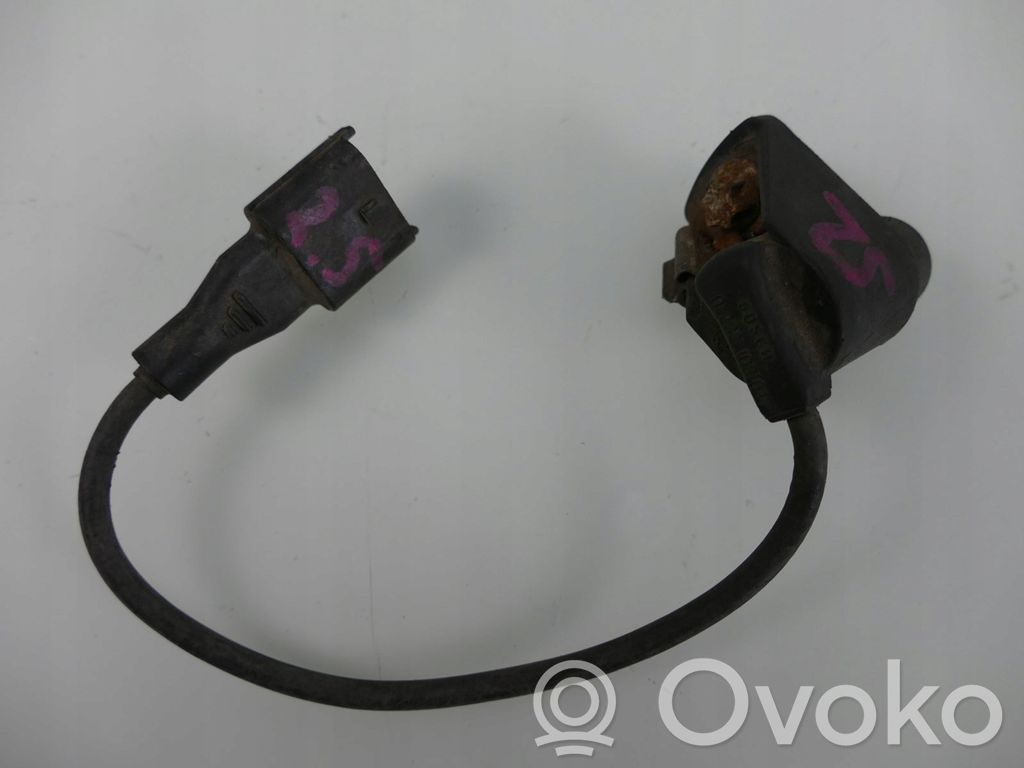 Opel Omega B1 Camshaft position sensor 