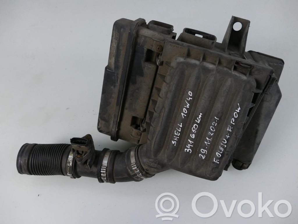 Opel Corsa B Air filter box 