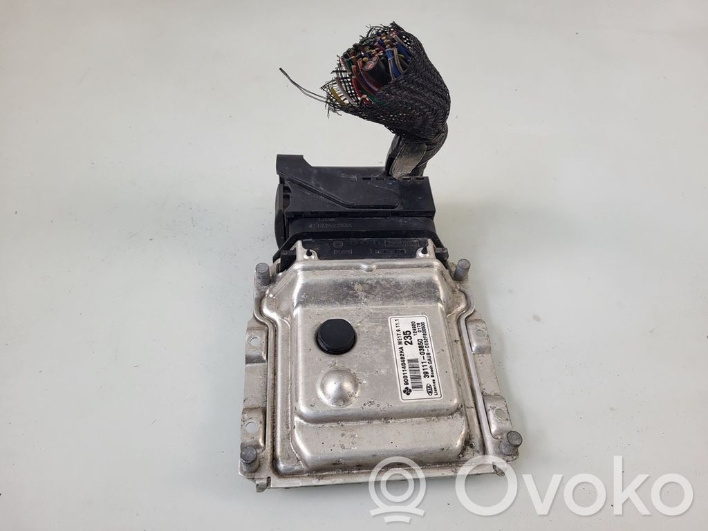 KIA Rio Engine control unit/module 