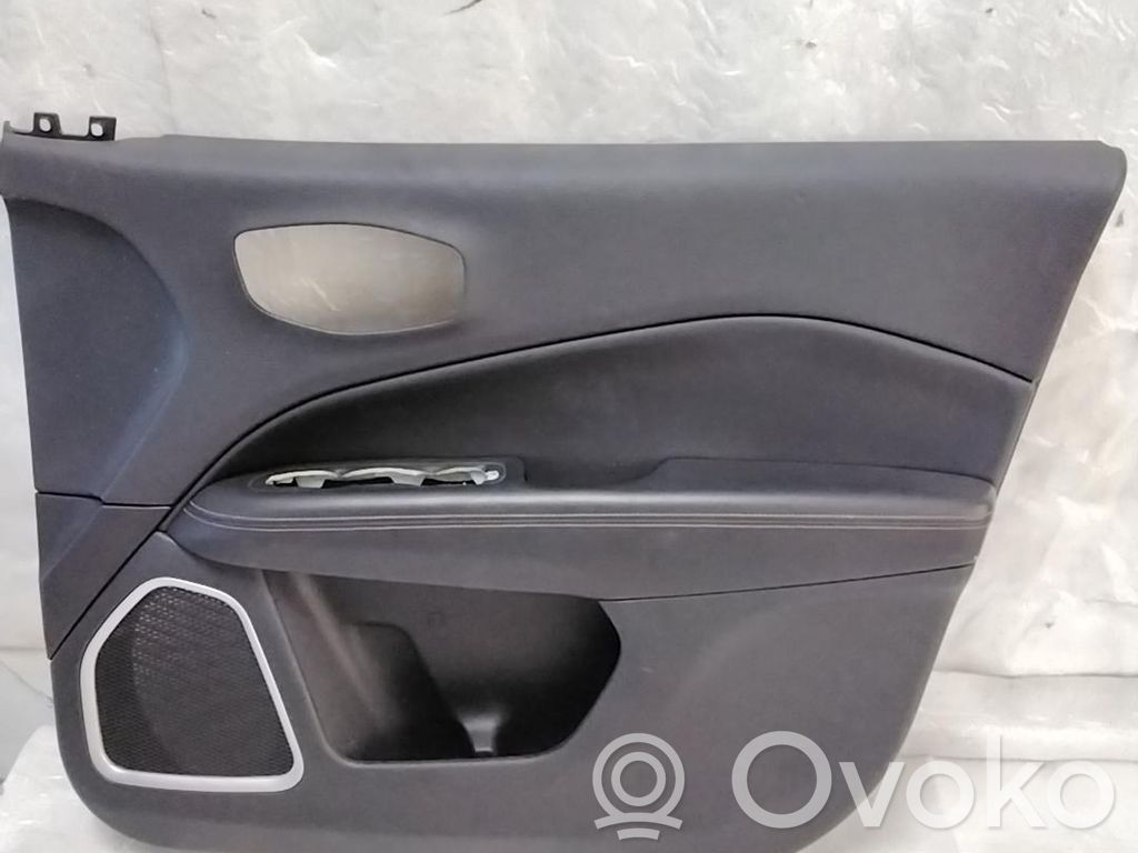 Jeep Compass Boczki / Poszycie drzwi przednich 