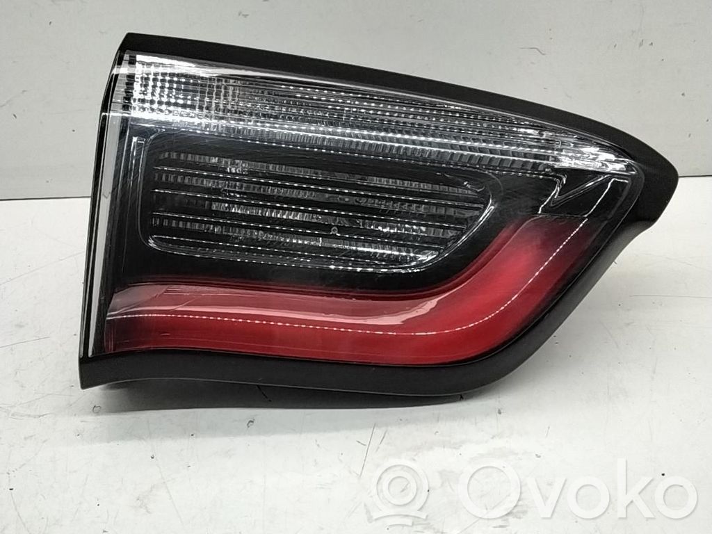 Jeep Compass Lampy tylnej klapy bagażnika 