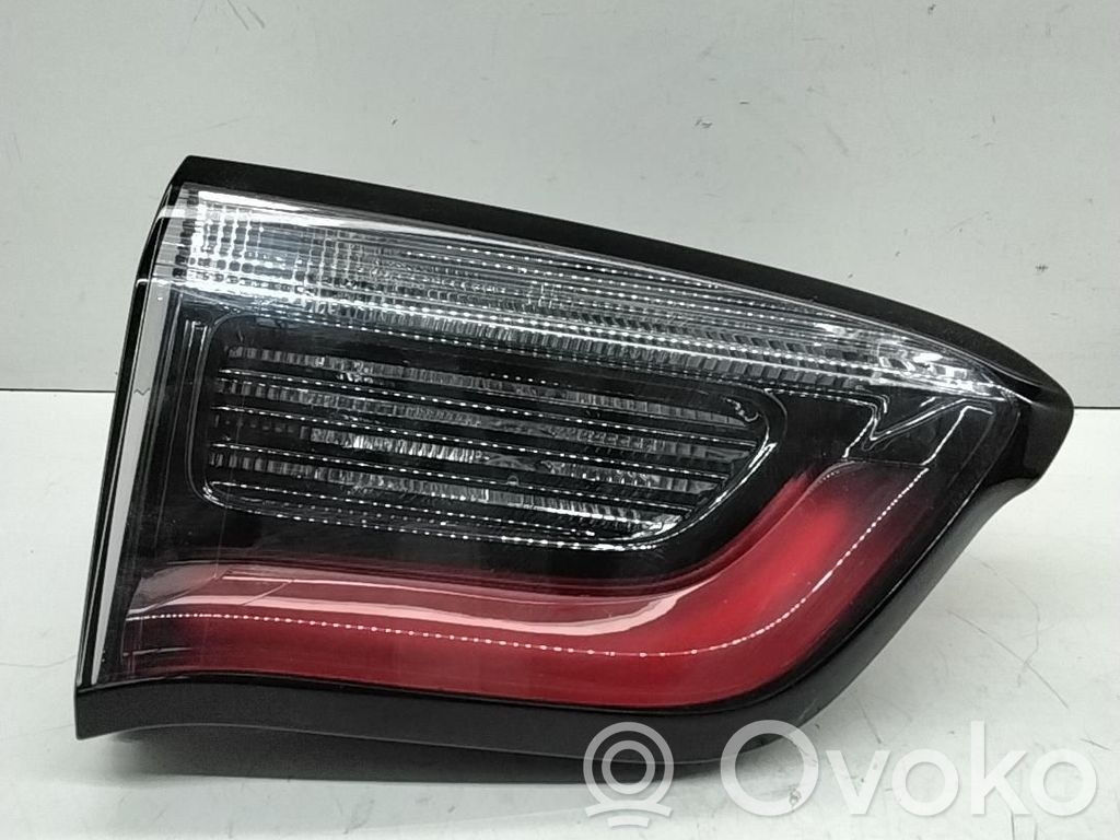 Jeep Compass Lampy tylnej klapy bagażnika 