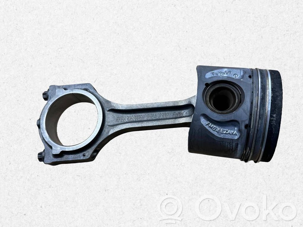 Ford Transit Piston with connecting rod 