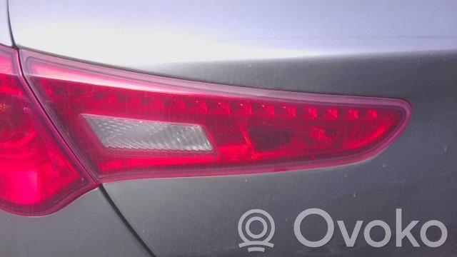 Alfa Romeo Giulietta Takaluukun takavalot 