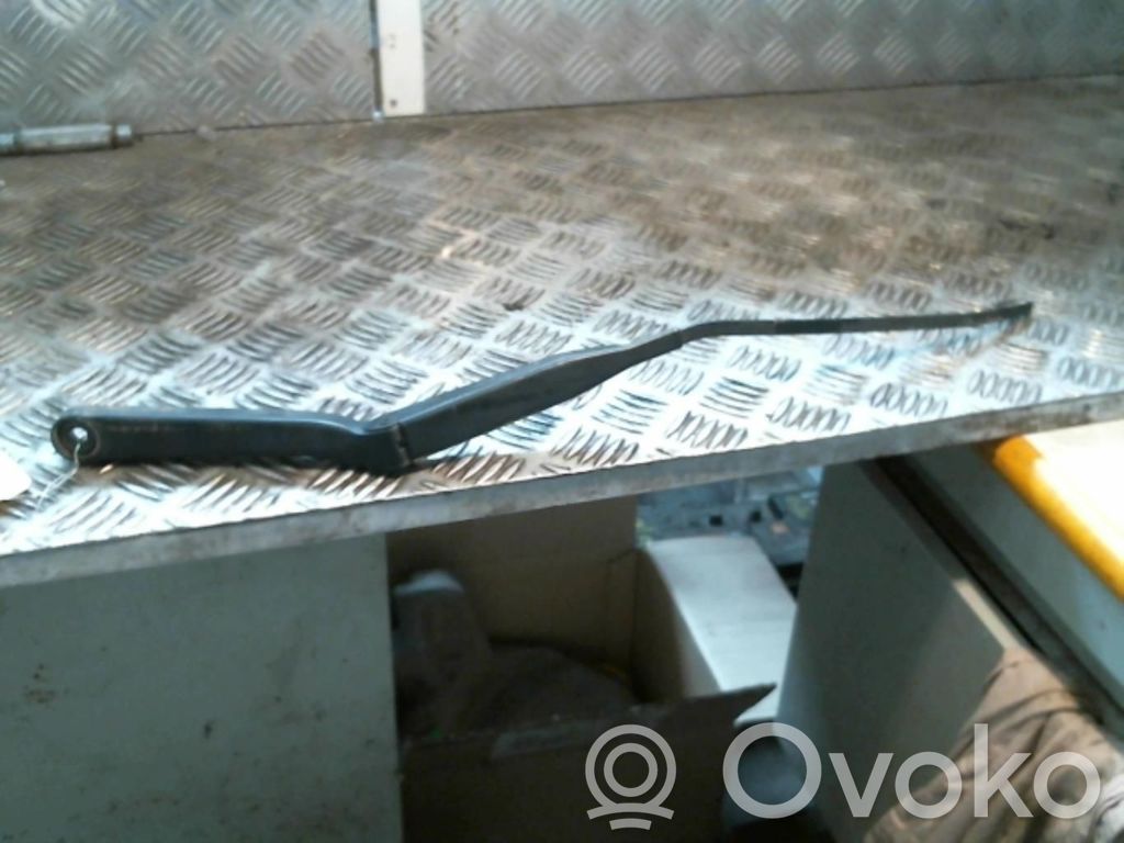 BMW 3 E36 Front wiper blade arm 