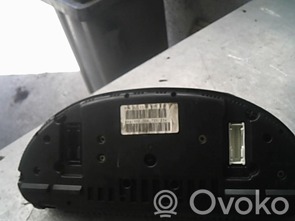 Speedometer (instrument cluster)   62106942235