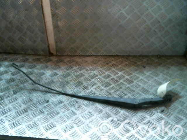 Chevrolet Kalos Front wiper blade arm 
