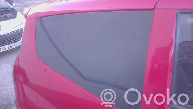 Citroen C2 Rear side window 