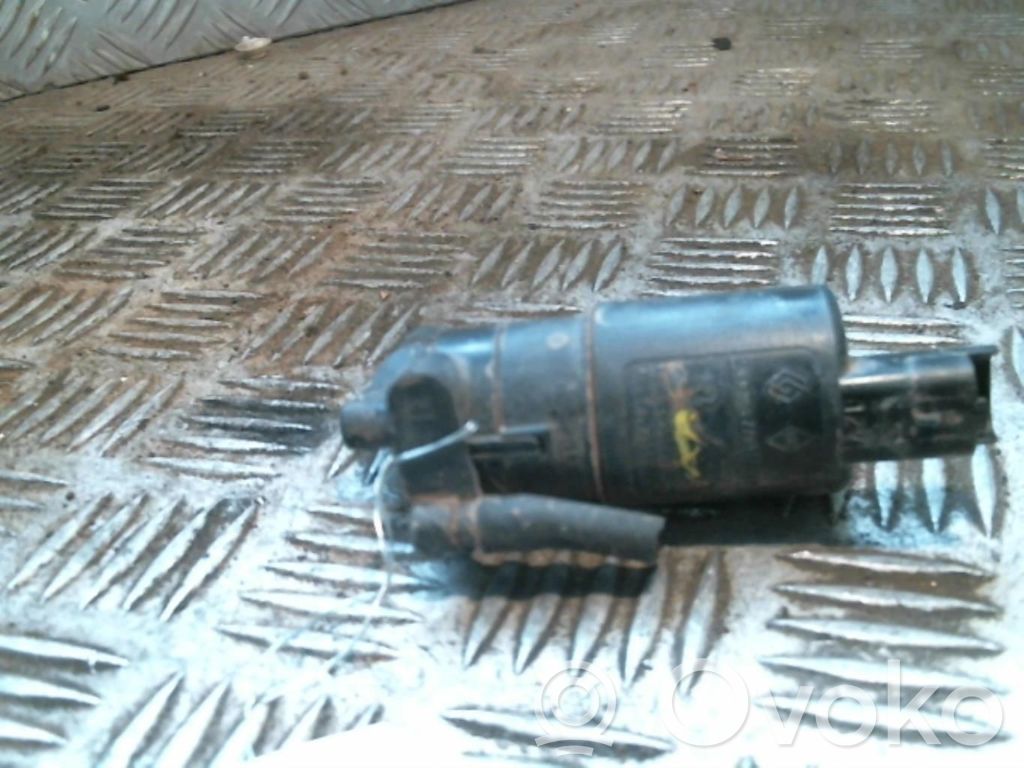 Citroen C5 Windscreen/windshield washer pump 