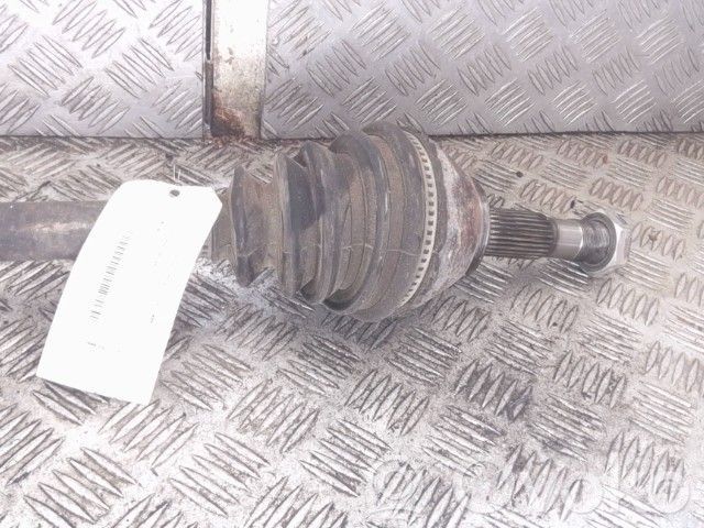 Etuvetoakseli   3272CH