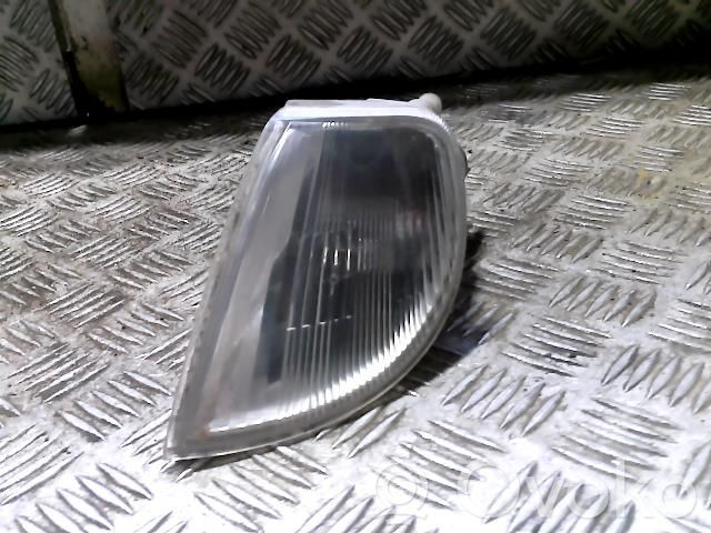Citroen Saxo Front fender indicator light 