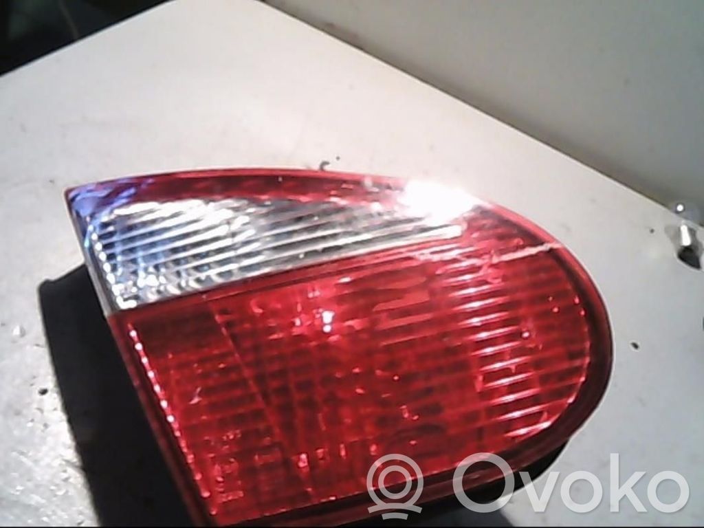 Daewoo Lanos Takaluukun takavalot 