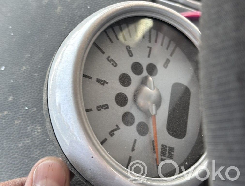 Mini One - Cooper R50 - 53 Speedometer (instrument cluster) 