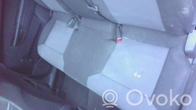 Opel Zafira B Takaistuin 