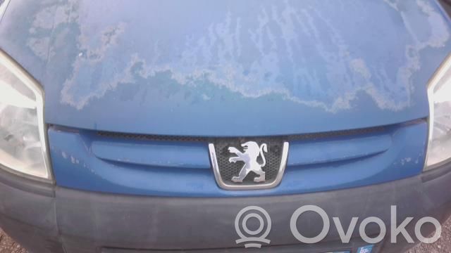 Peugeot Partner Etusäleikkö 