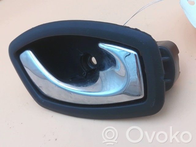 Manecilla interna puerta trasera   806701025R