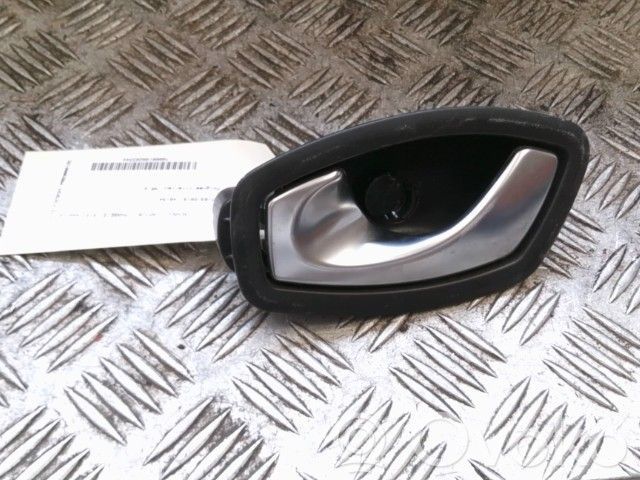 Renault Captur Rear door interior handle 