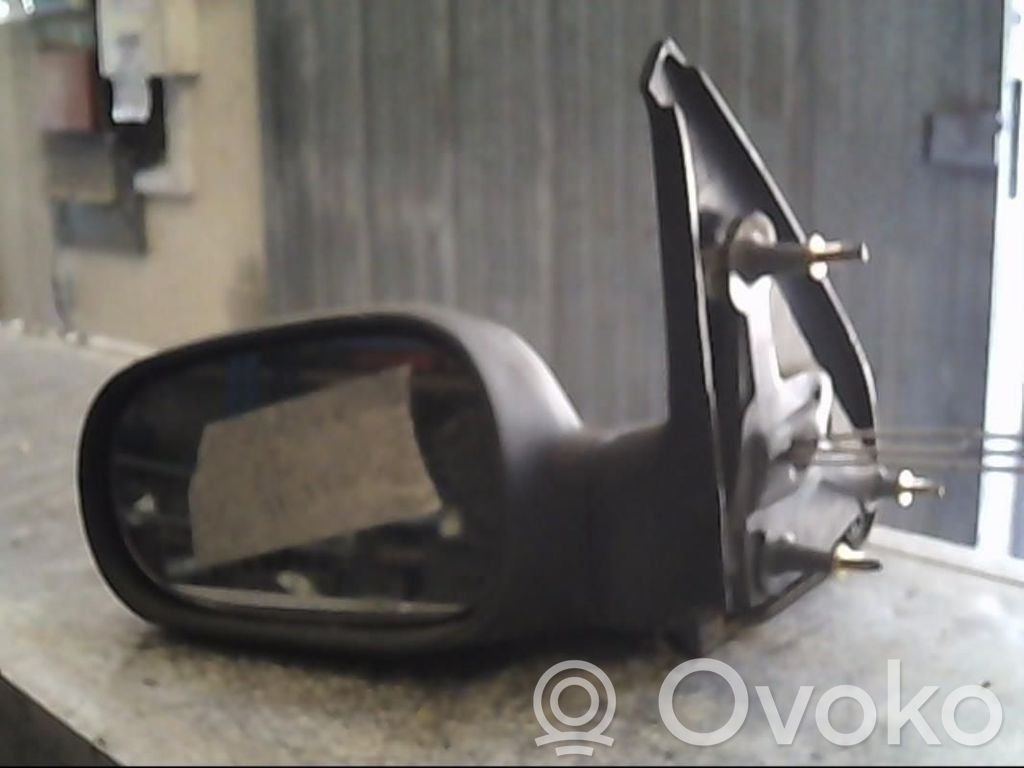 Renault Clio I Espejo lateral manual 