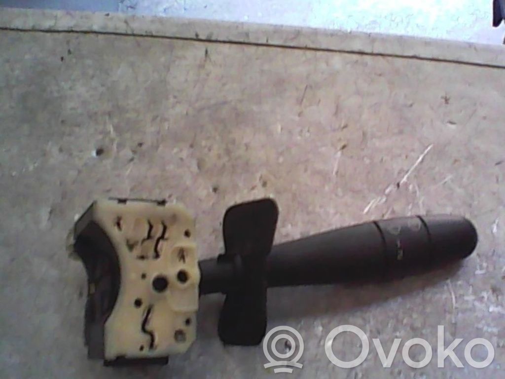 Renault Express Wiper control stalk 