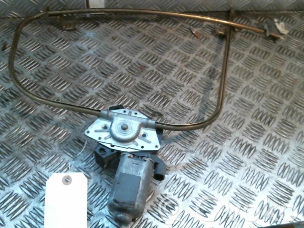 Mécanisme de lève-vitre avec moteur   7700785634