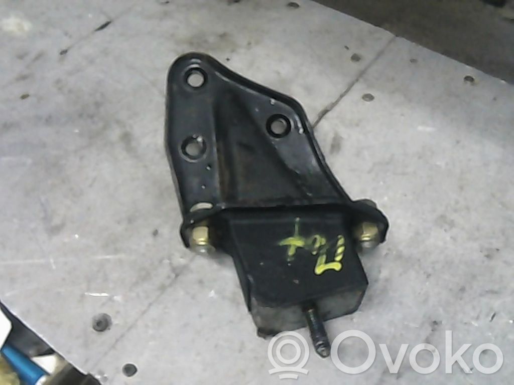 Soporte de montaje del motor