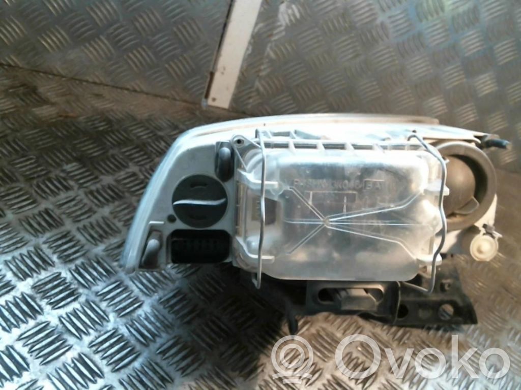 Skoda Octavia Mk2 (1Z) Lampa przednia 