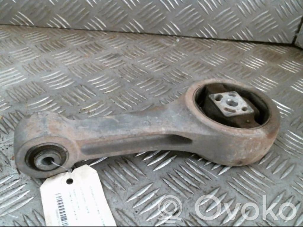 Moottorin kiinnikekorvake